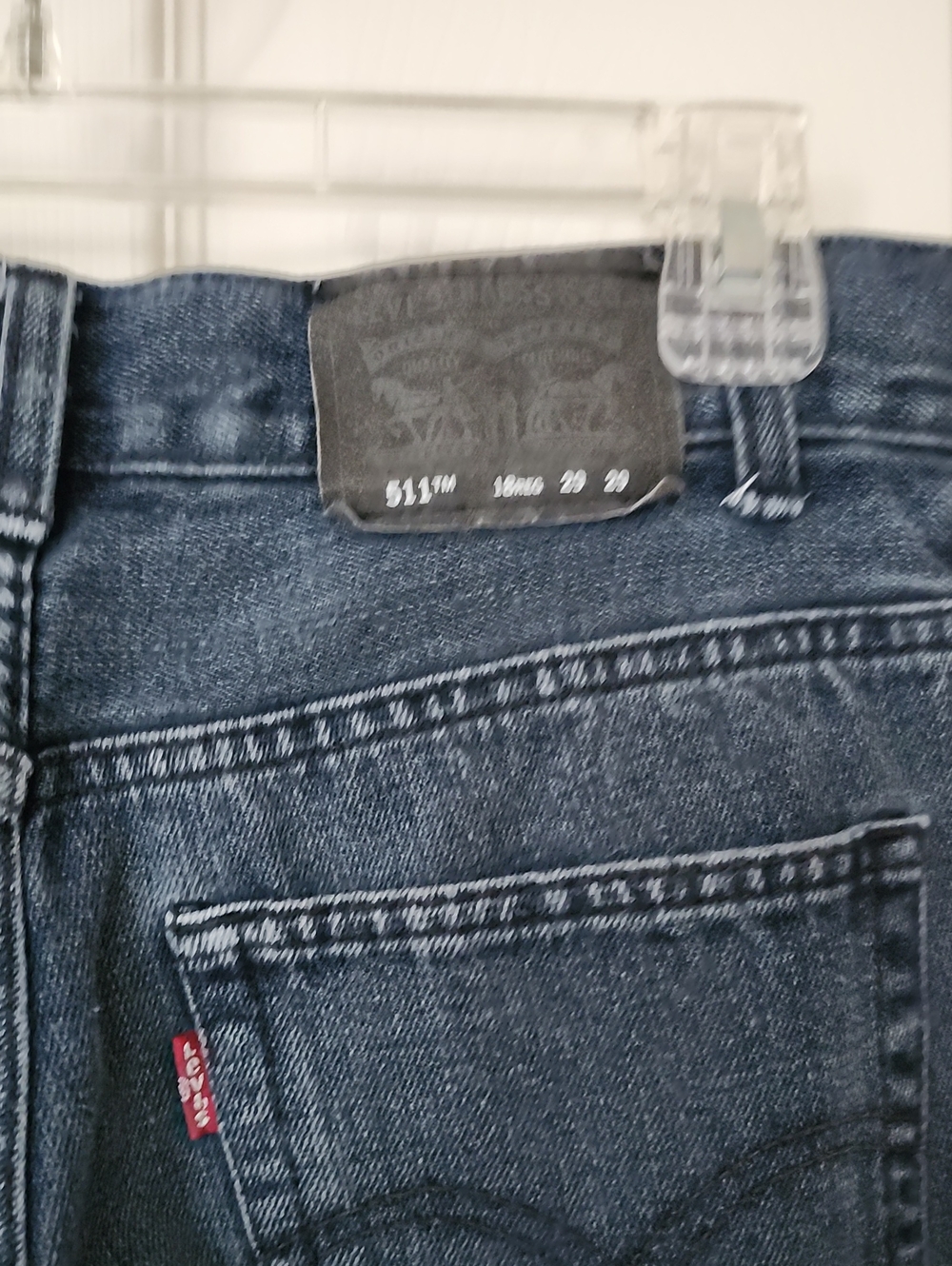 Levi's Slim Fit Men's Jeans in indigo wash